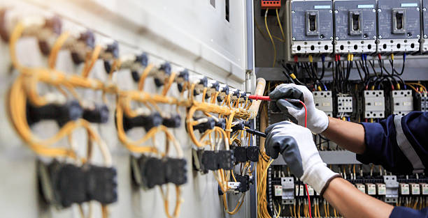 Professional Electrician technician working in Belford, NJ